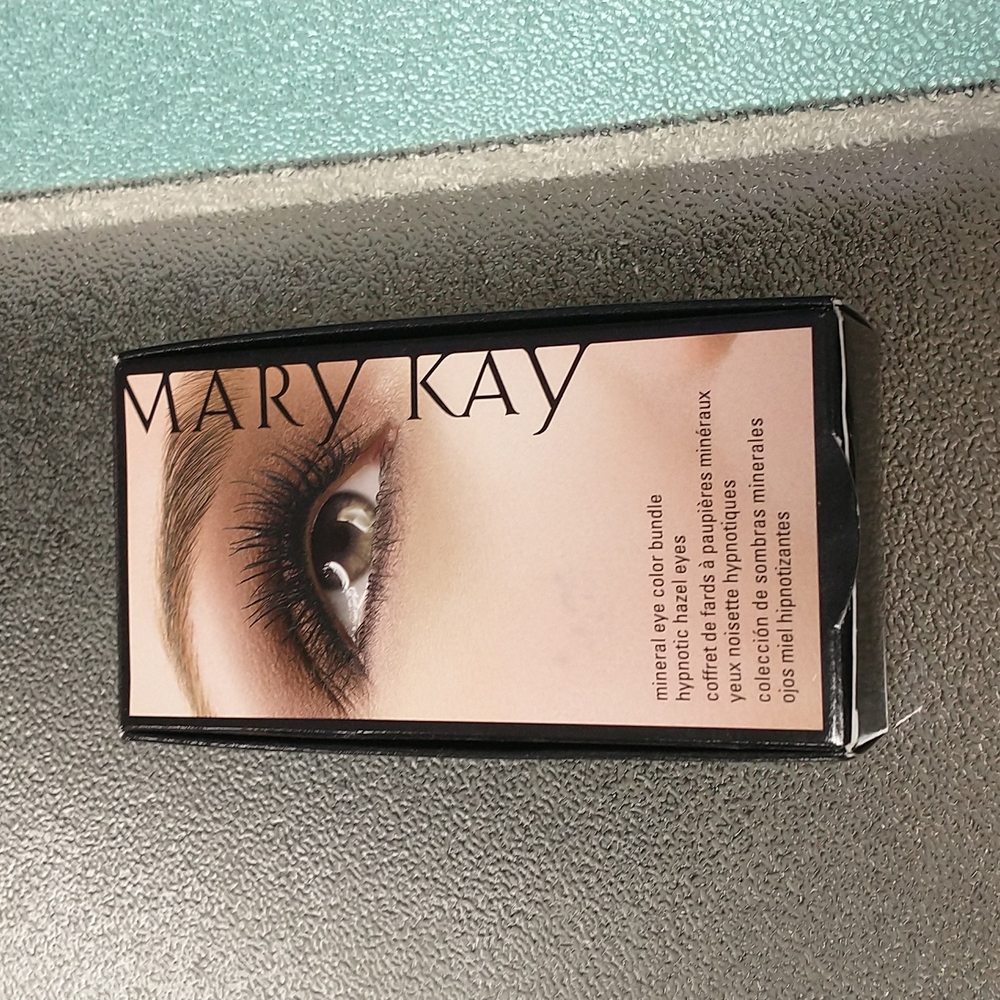 Mary Kay mineral eye color bundle hazel eyes NWOT